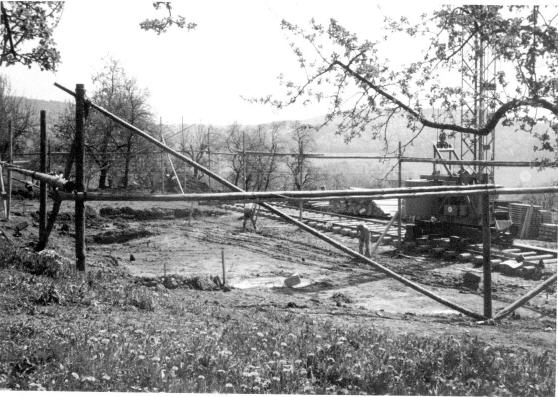 13b Beginn der Fundamente - Aushubarbeiten April 63.jpg